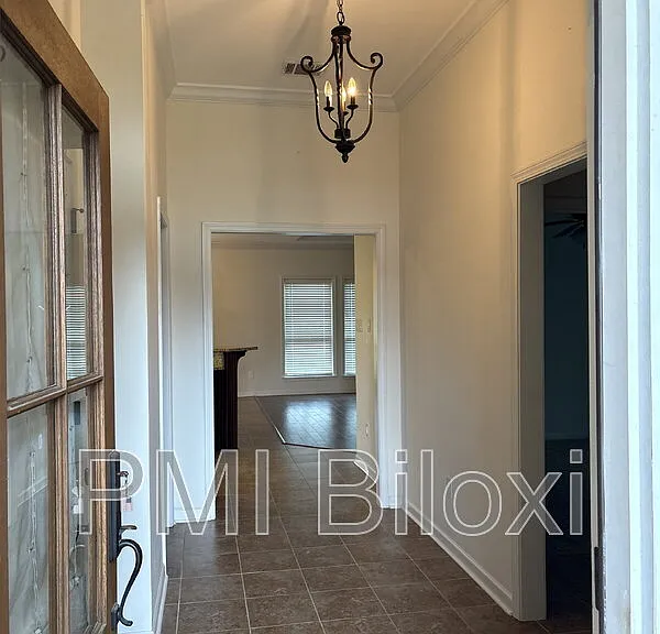 15192 Oberlin Ave — Photo 3
