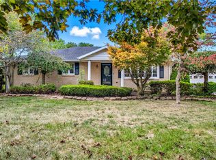 156 Sunset Blvd, Hermitage, PA