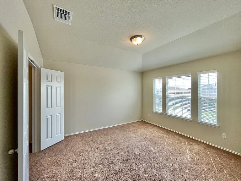 3311 Lorne Dr — Photo 21