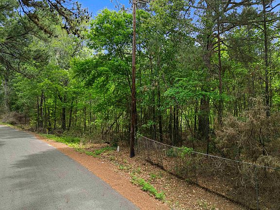 3rd image of 2687 Camp Switch Rd