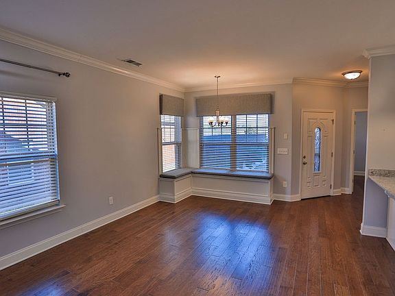 2nd image of 114 Bellingdon Dr