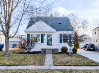 3270 Cumberland Rd, Berkley, MI 48072