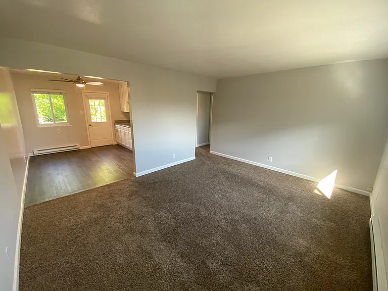 Mosaic Apartments — Photo 43
