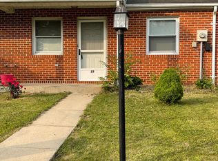 59 Nottingham Dr, Chambersburg, PA 17201