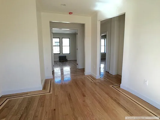 Rented by Sovereign Associates | media 4