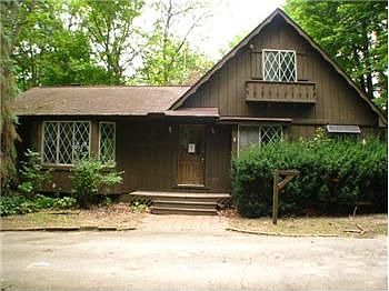 1st image of 4994 Meadowbrook Ln
