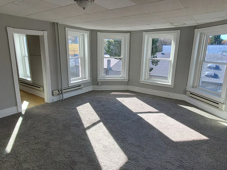 914 New Holland Rd #2W — Photo 1