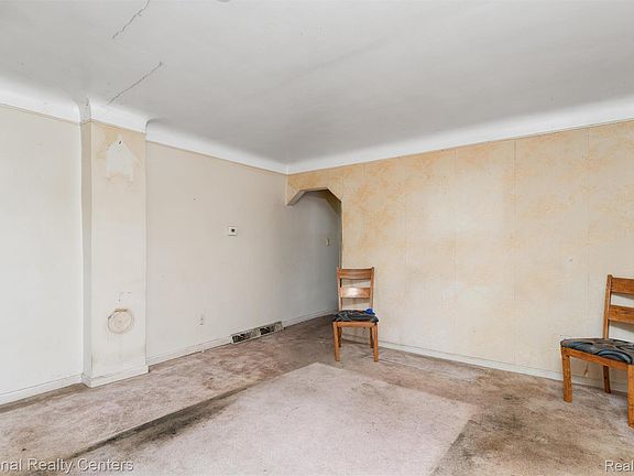 2nd image of 20755 Webster St