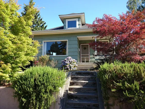 2336 N 63rd St, Seattle, WA 98103