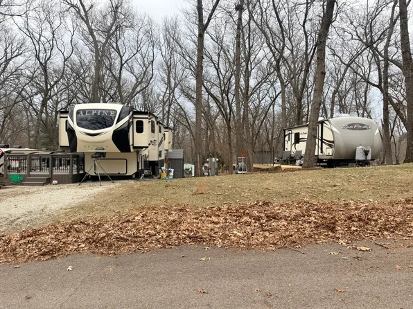 10-71/72 Woodhaven Lakes, Sublette, IL 61367