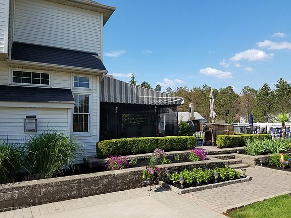 Walk way to back yard