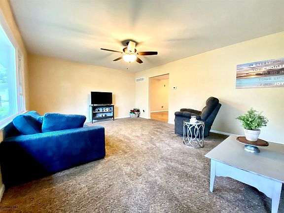 5th image of 150 Ann Ct