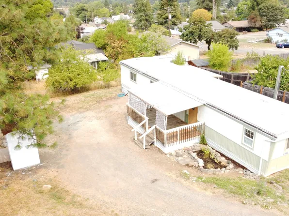 1017 Arburnia St, Myrtle Creek, OR 97457