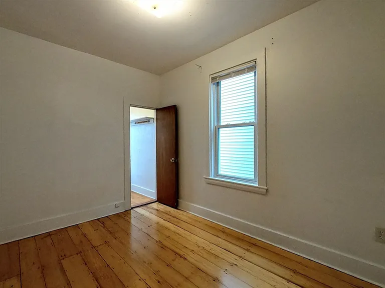 90 Wenham St #2 — Photo 11