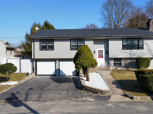 287 Windy Drive, Waterbury, CT 06705