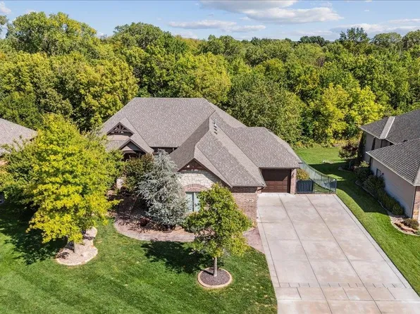 210 N City View Cir, Wichita, KS 67235