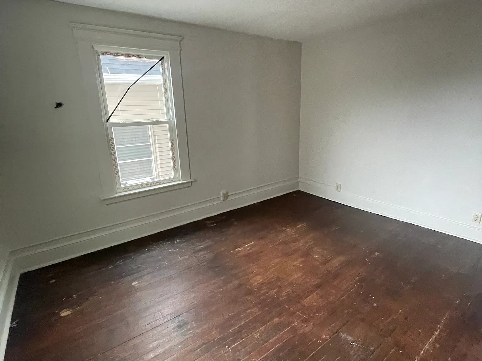 3 bed, $1,450 — Photo 3