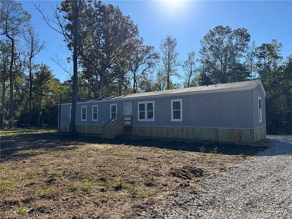 1st image of 29496 Lindas Haven Rd