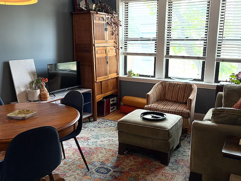2719 W Wellington Ave #2 — Photo 2