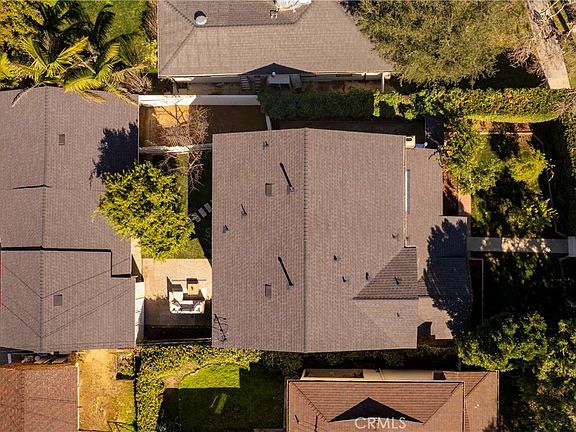 5th image of 1305 W Riverside Dr