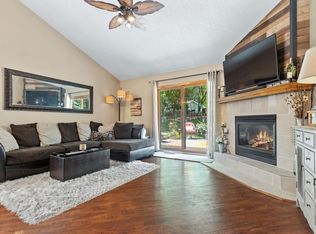 110162 Stanford Cir, Chaska, MN 55318