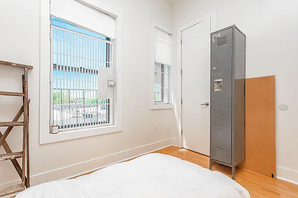 Rented by MySpaceNYC | media 28