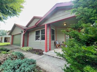 4801 W Riverbend Dr, Muncie, IN 47304