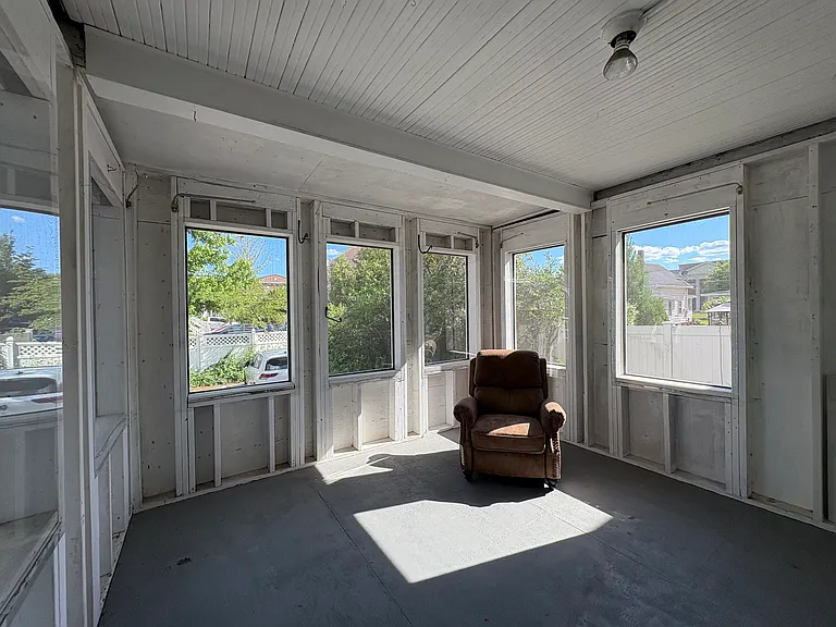 4 Belmont St — Photo 14