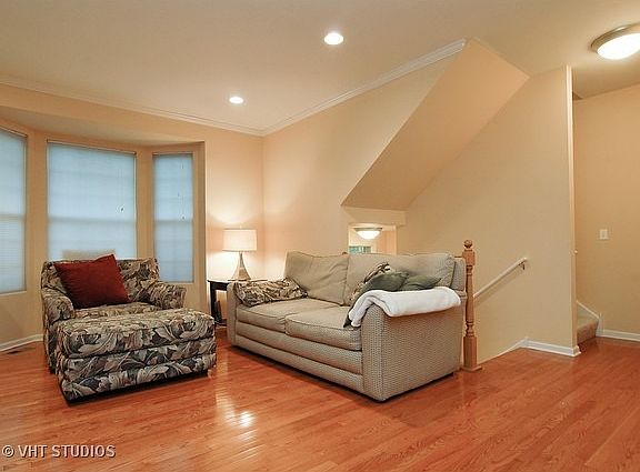 3rd image of 176 Station Park Cir