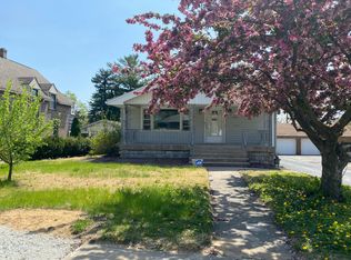 2645 Indiana Ave, Lansing, IL 60438