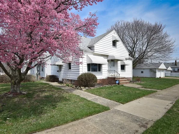 28931 Edgewood Dr, Willowick, OH 44095