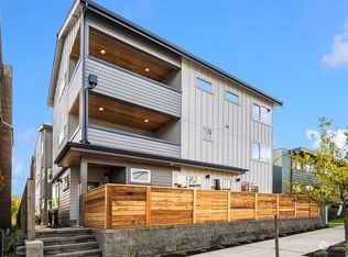 713 N 47th St, Seattle, WA 98103