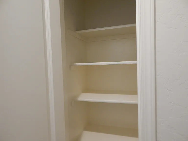 4613 W Payson Ct — Photo 22