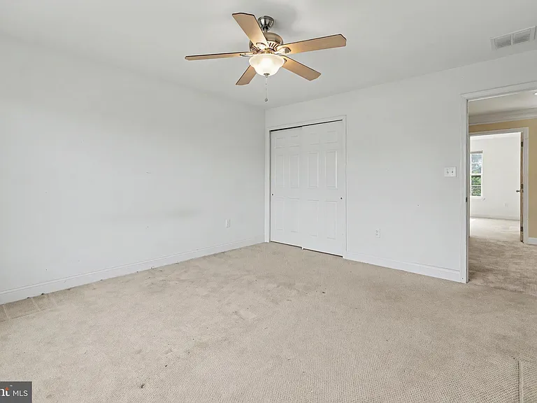 228 Leffler Cir — Photo 49
