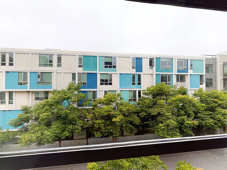 Edgewater — Photo 48