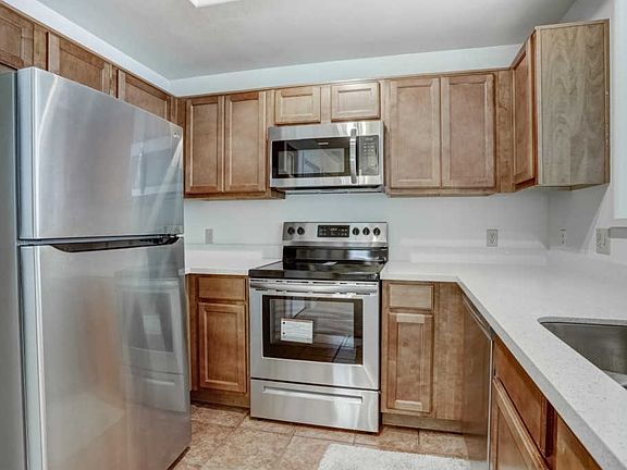 4th image of 3830 E Lakewood Pkwy E APT 1061