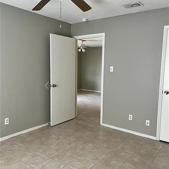1801 Washington Ave #8 — Photo 19
