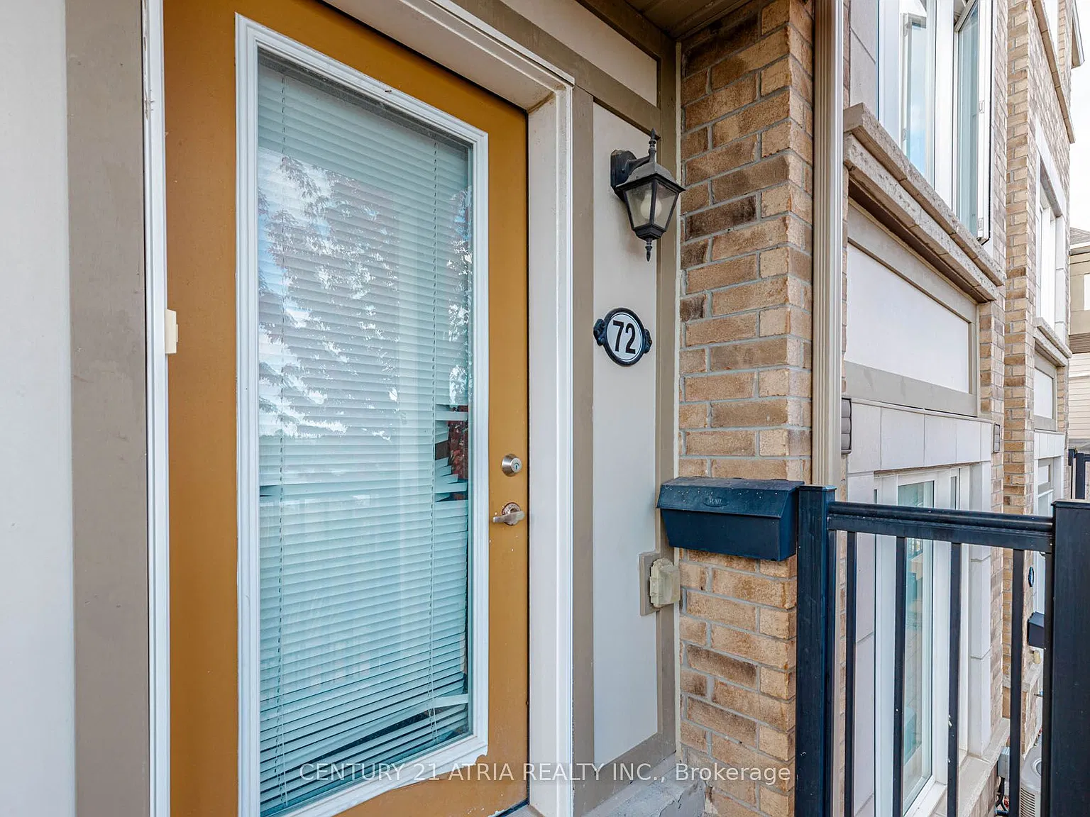 2 bed, $2,690 — Photo 3