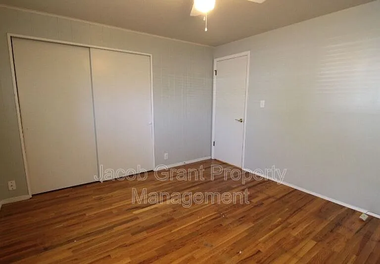 786 Sykes Dr — Photo 8