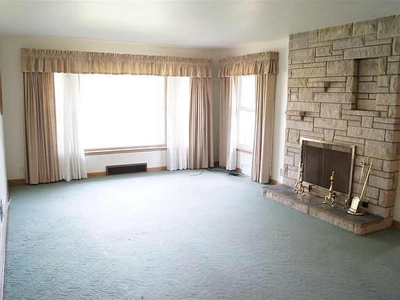 4th image of 2904 Erskine Blvd