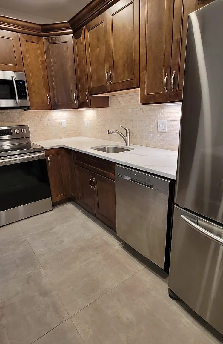 2 bed, 900 sqft, $3,500 — Photo 2
