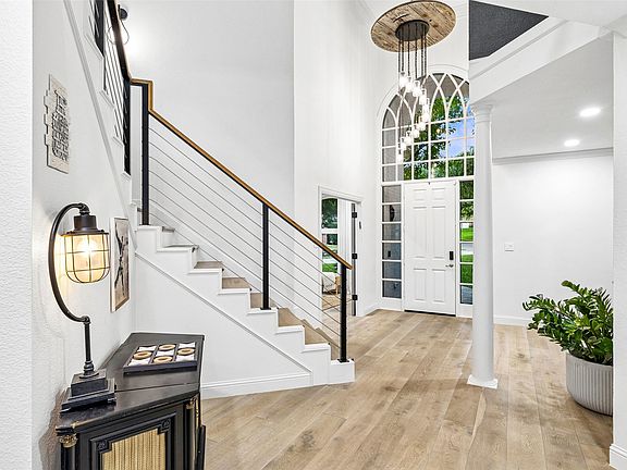 5th image of 2410 Bastille Ct