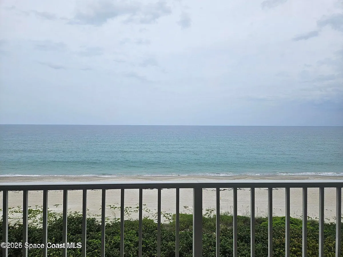 Building Photo - 1095 N Highway A1A #506