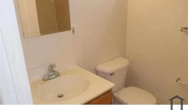 78 E Garfield St — Photo 8