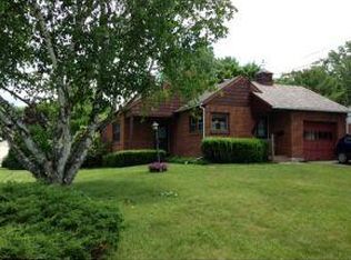 3501 Maplecrest Dr, Vestal, NY 13850