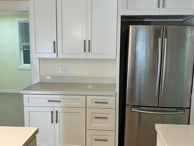 5254 Claremont Ave — Photo 3