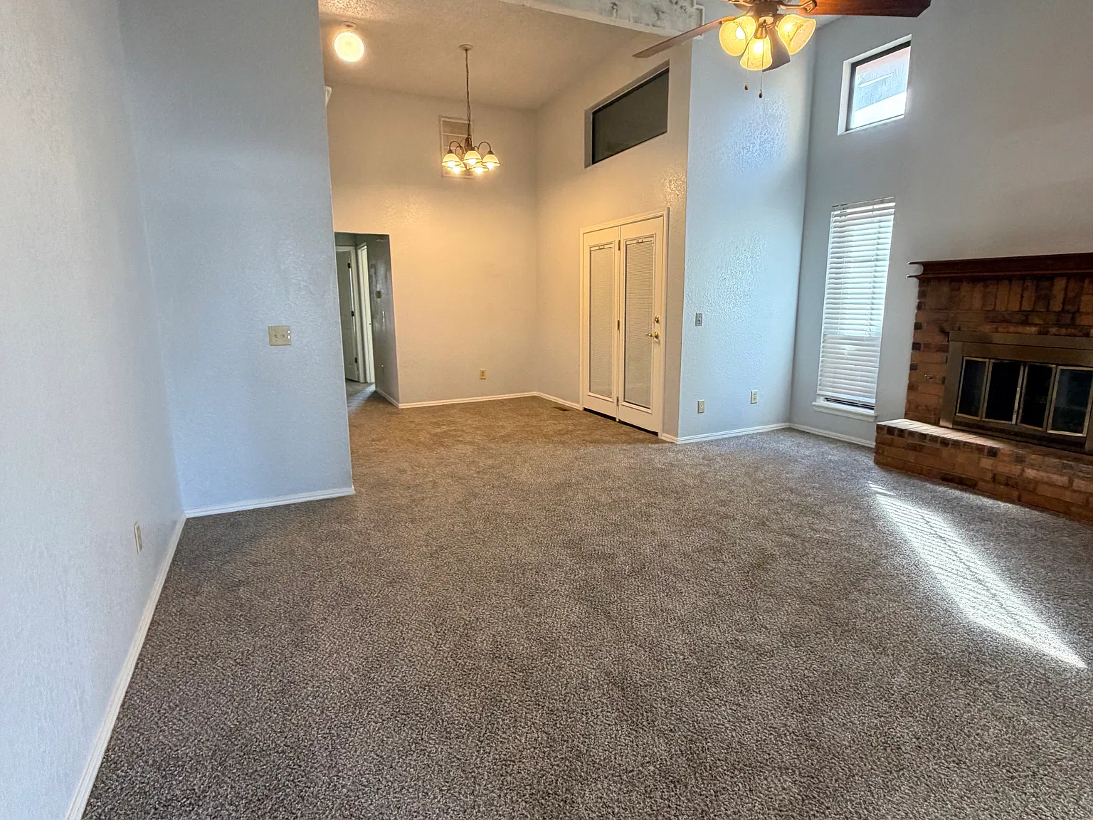 2 bed, 984 sqft, $1,395 — Photo 3