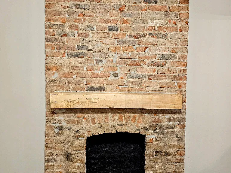 215 Dakota Ave — Photo 5