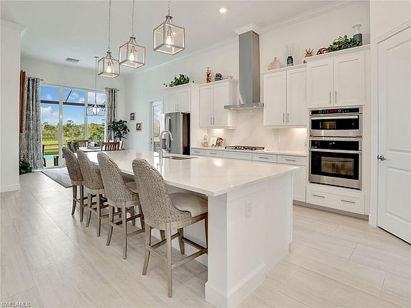 5th image of 18644 Wildblue BLVD