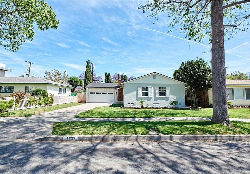 1st image of 1823 Greenwood Ave